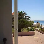 Water View Brand New Apartment, Short Stroll To Beach, Peaceful! Daire