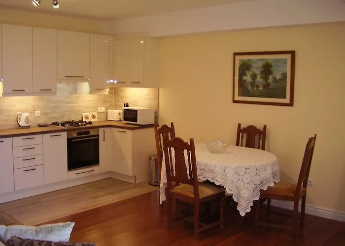 Lejlighed Water View Brand New Apartment, Short Stroll To Beach, Peaceful! Košljun