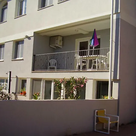 شقة Water View Brand New Apartment, Short Stroll To Beach, Peaceful! Košljun