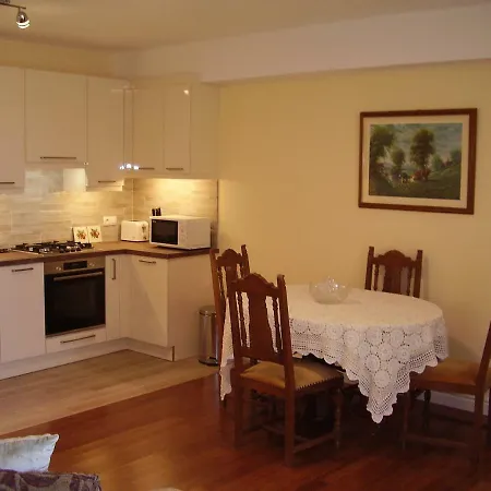 شقة Water View Brand New Apartment, Short Stroll To Beach, Peaceful! Košljun